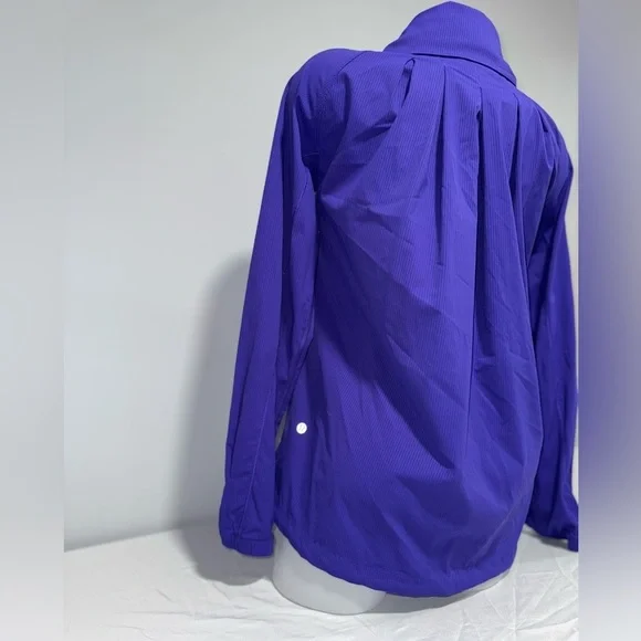 Lululemon Transition Jacket - Picture 5 of 8